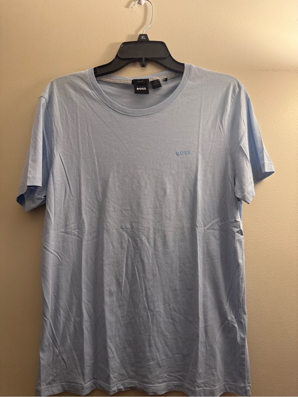 Hugo Boss Men’s Light Blue Short Sleeve T-shirt Size: M
